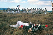 Ilustrační foto z bitvy u Chlumce - padlý voják.