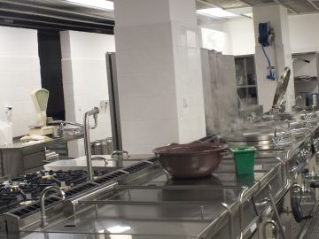 Rekonstruovaná kuchyně slouží v ZŠ Mírová
