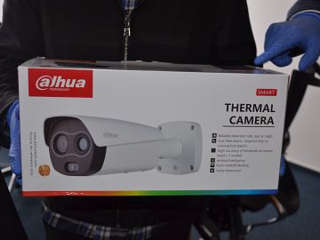 Dahua Technology věnovala městu kameru na měření teploty