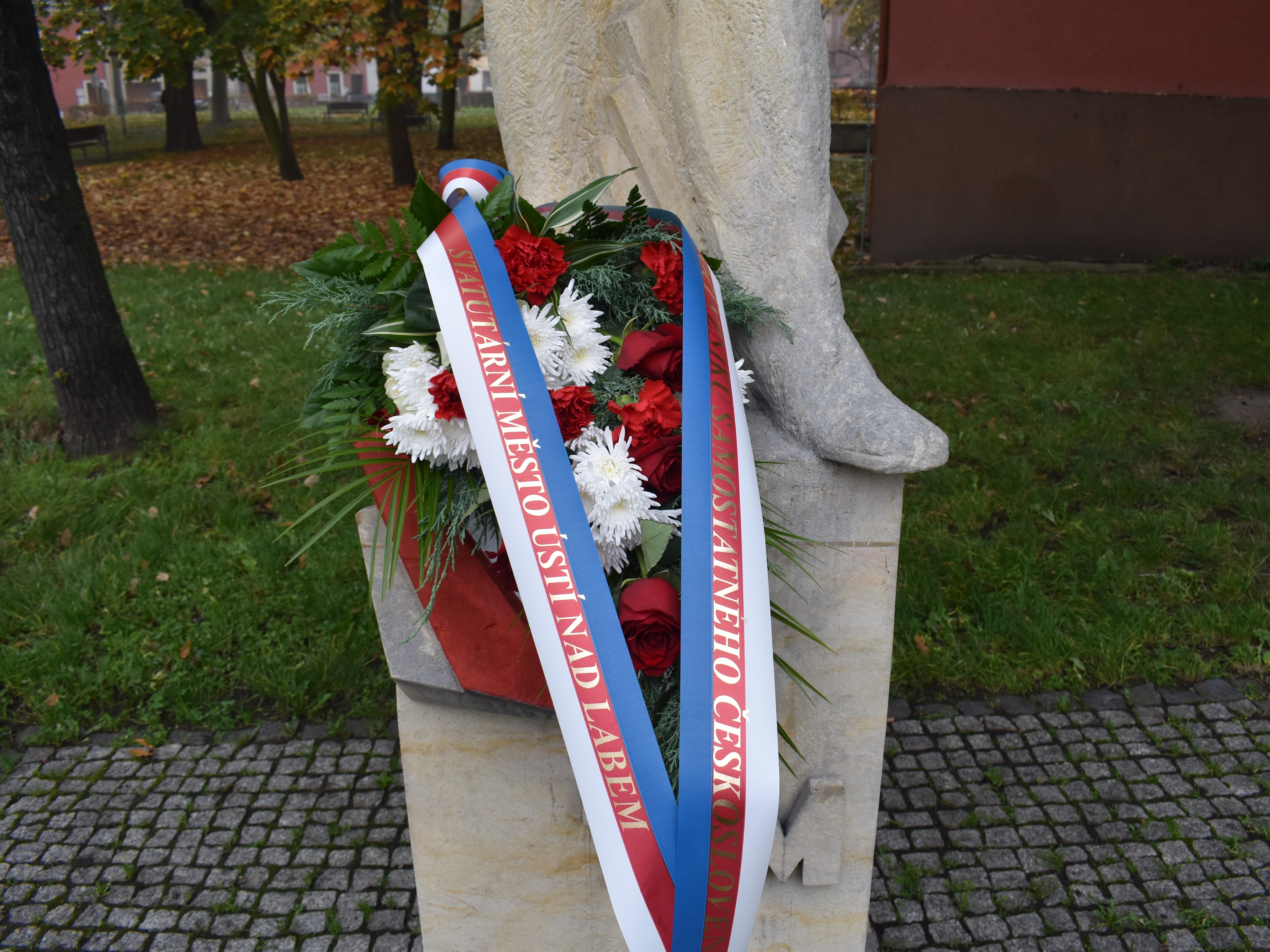 Připomínku k výročí vzniku samostatného československého státu uctila pieta