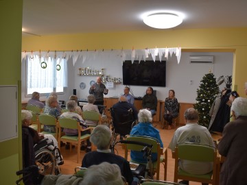 Vánoční setkání seniorů proběhlo v DPS Orlická