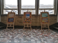 Výstava výtvarných prací seniorů a žáků základní školy
